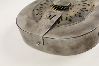 Mule Tricone Resonator