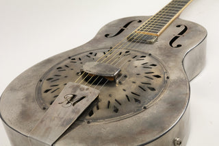 Mule Tricone Resonator