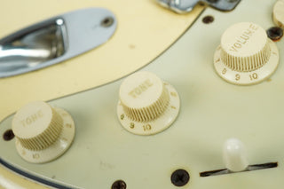 1965 Fender Stratocaster Olympic White ex Buddy Guy