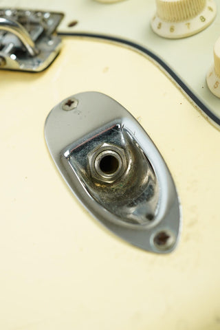 1965 Fender Stratocaster Olympic White ex Buddy Guy