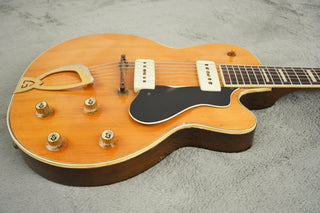 Guild Aristocrat, Blonde