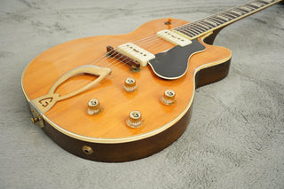 Guild Aristocrat, Blonde