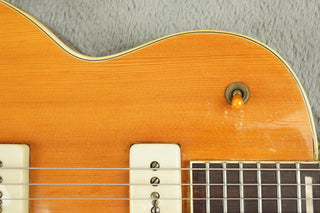 Guild Aristocrat, Blonde