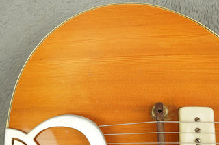 Guild Aristocrat, Blonde