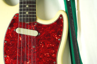 1965 Fender Musicmaster II, White + HSC