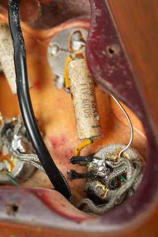 1973 Gibson Les Paul Deluxe Cherry Red