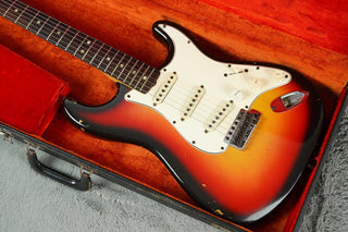 1966 Fender Stratocaster, Sunburst