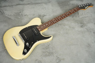 1992 Valley Arts Larry Carlton (signed) Standard Pro