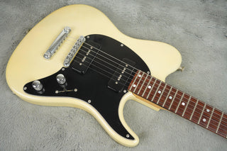 1992 Valley Arts Larry Carlton (signed) Standard Pro